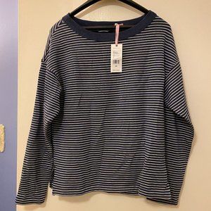 NWT Vineyard Vines long sleeve navy striped shirt sweatshirt